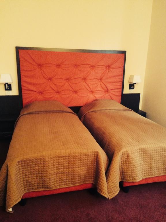 Hotel Fiama Otelu Rosu Номер фото