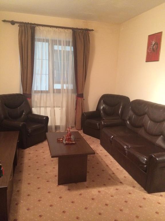 Hotel Fiama Otelu Rosu Номер фото